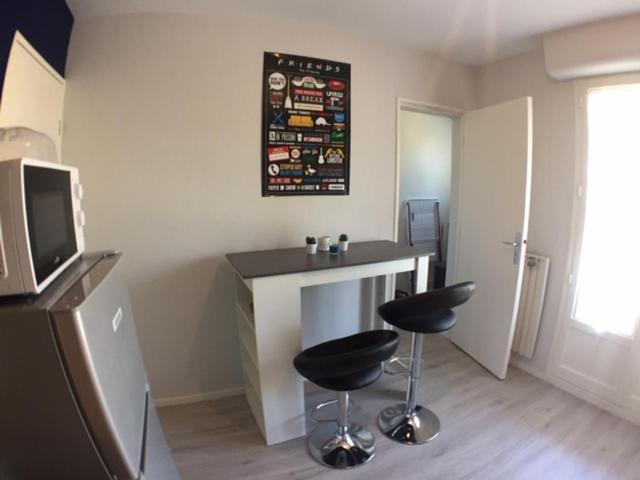 Blois : Appt Calme Et Lumineux Appartement Buitenkant foto